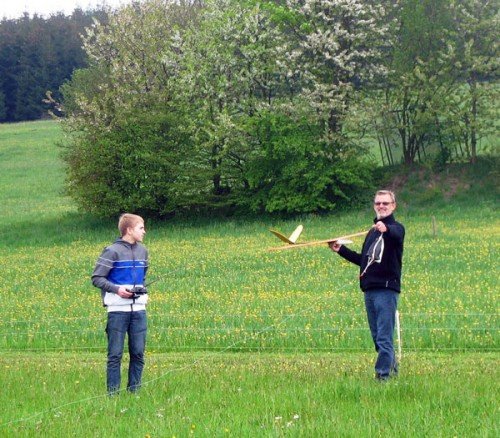 Vorbereitung zum Hochstart im Segelflug 500x438 1