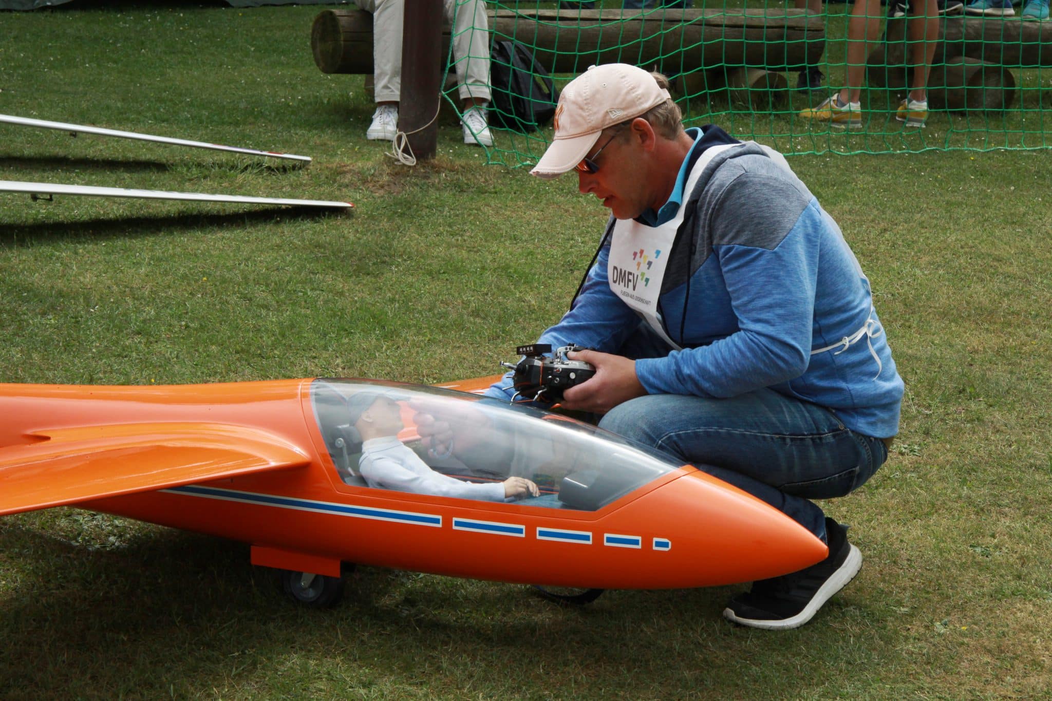 Letzter Check am Swift von Torsten Dolenski scaled