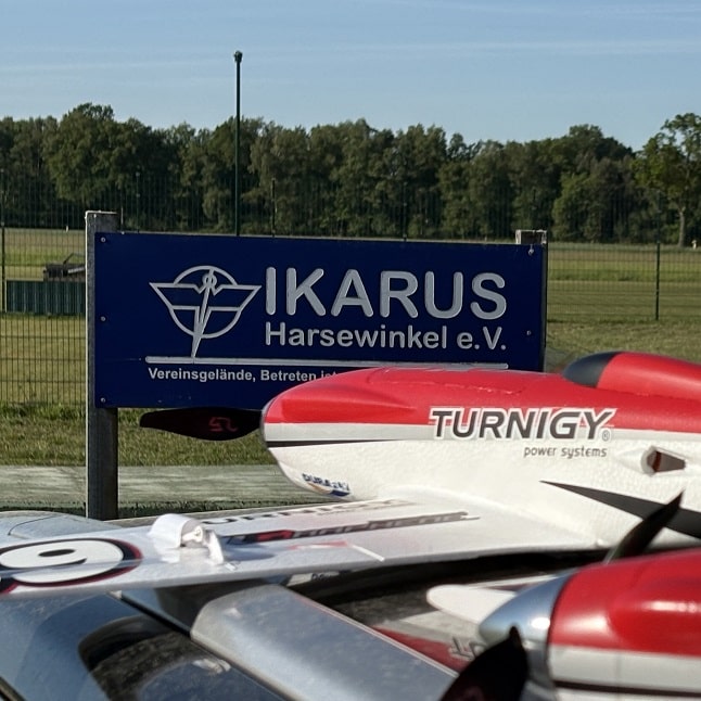 Header IKARUS Quadratisch
