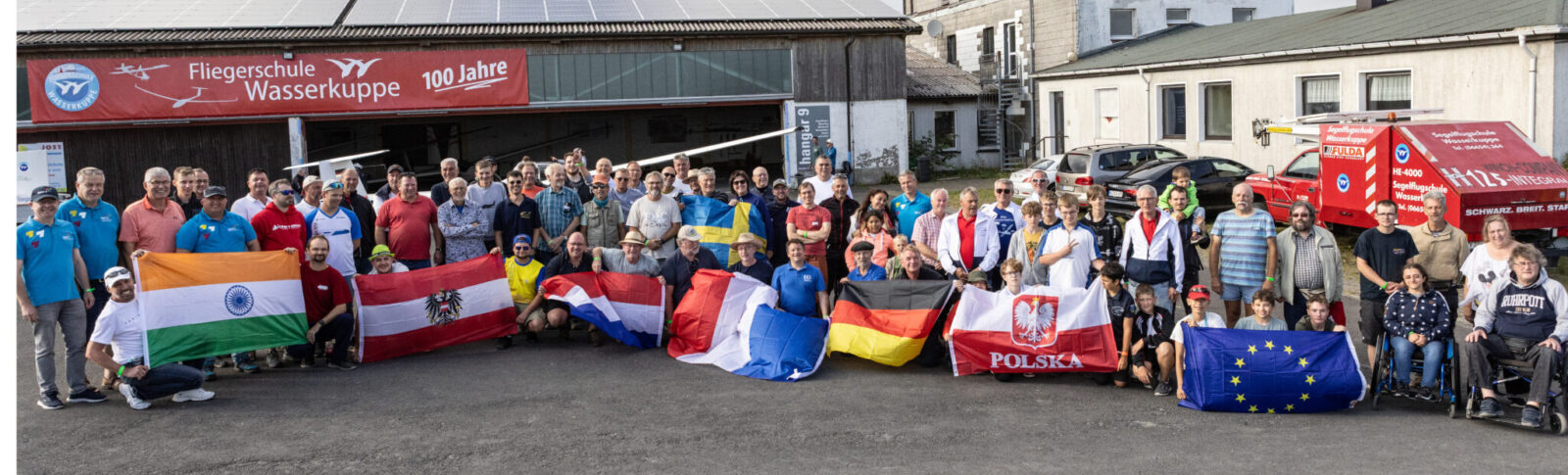 Gruppenfoto 1 scaled e1756459742640