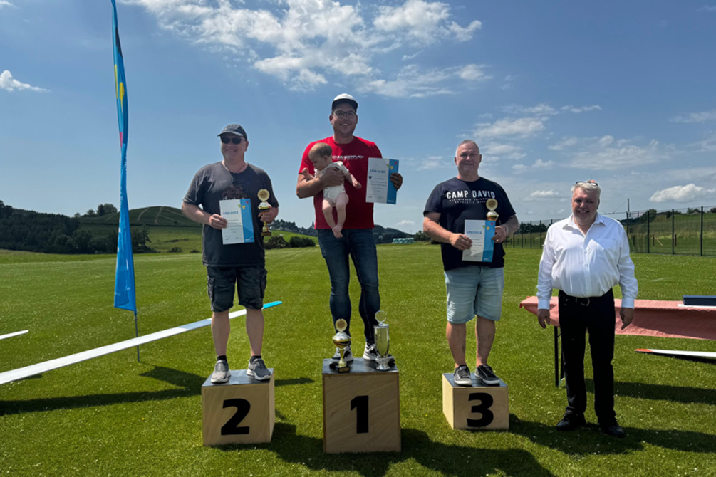 Bild Seite 8 Podium