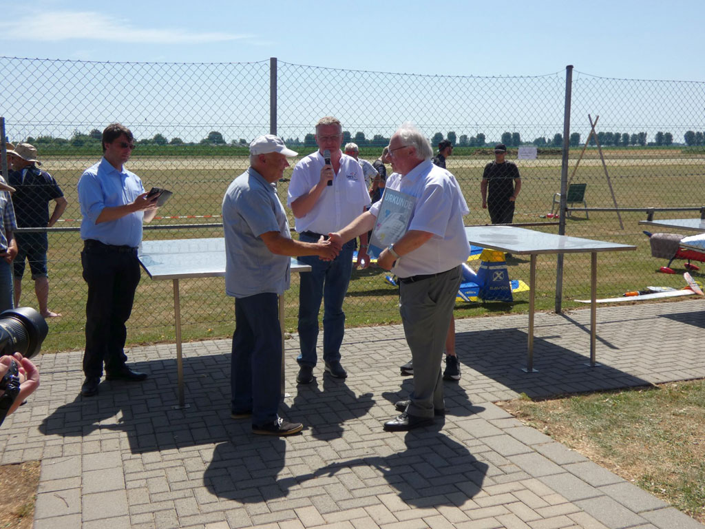 P1000511